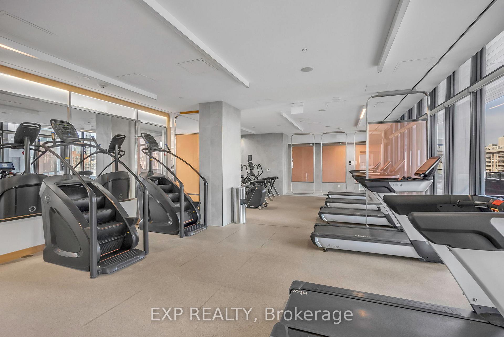 2 Bedrooms Condo at 19 Western Battery, Toronto For sale