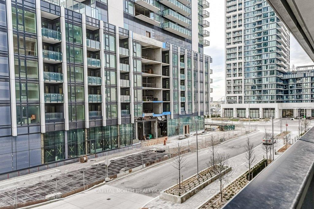 1 Bedroom Condo at 8960 Jane, Vaughan For sale