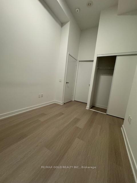 2 Bedrooms Condo at 3883 Quartz,  Mississauga For sale