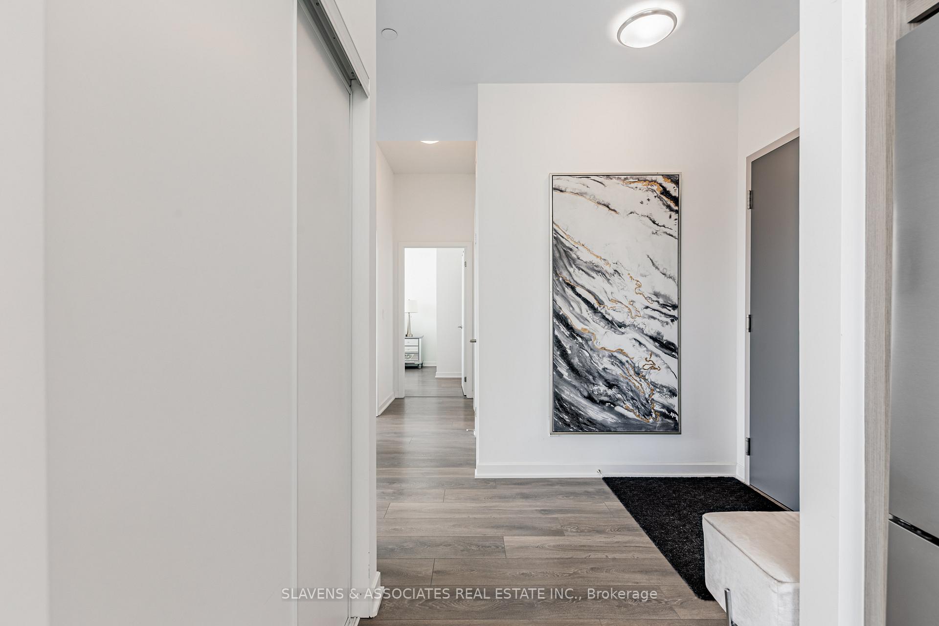 3 Bedrooms Condo at 38 Forest Manor, Toronto For sale