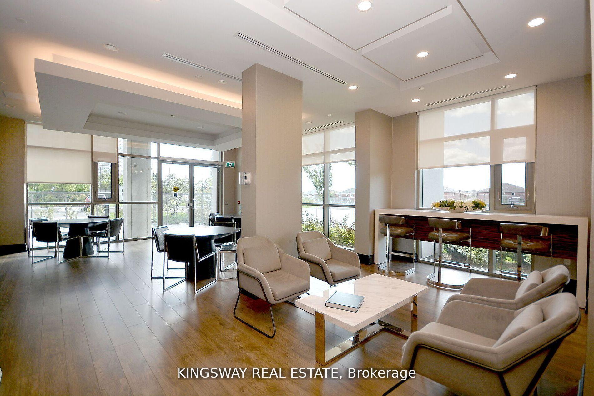 #217 – 349 RATHBURN Road, Mississauga, ON L5B 0G9
