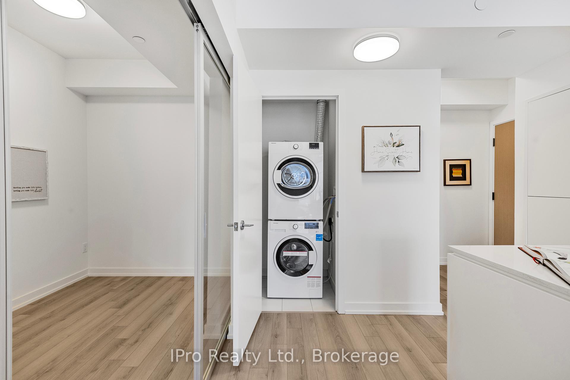 3 Bedrooms Condo at 89 CHURCH, Toronto For sale