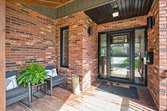 37 18 Side Road
