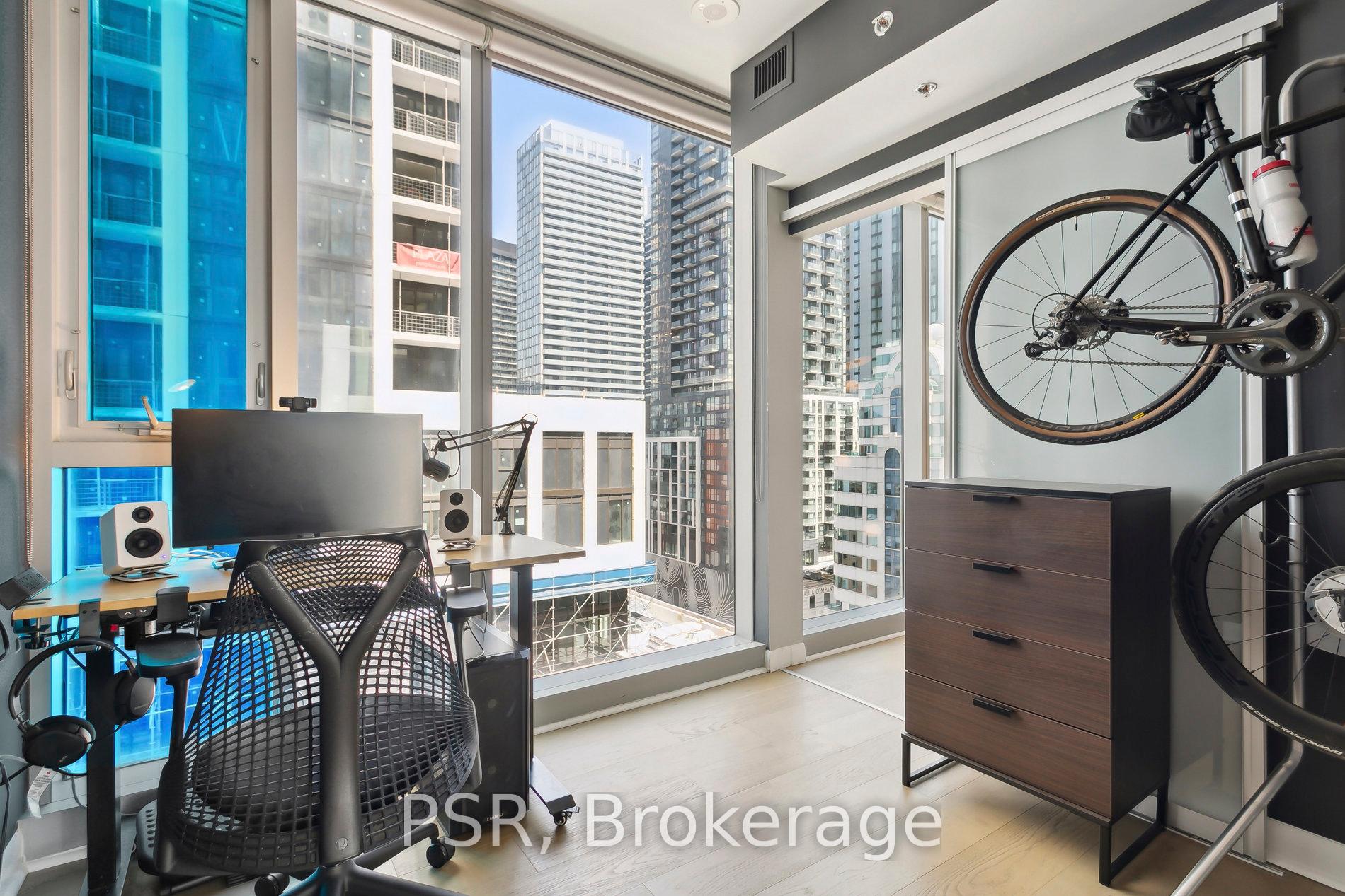 2 Bedrooms Condo at 375 King, Toronto For sale