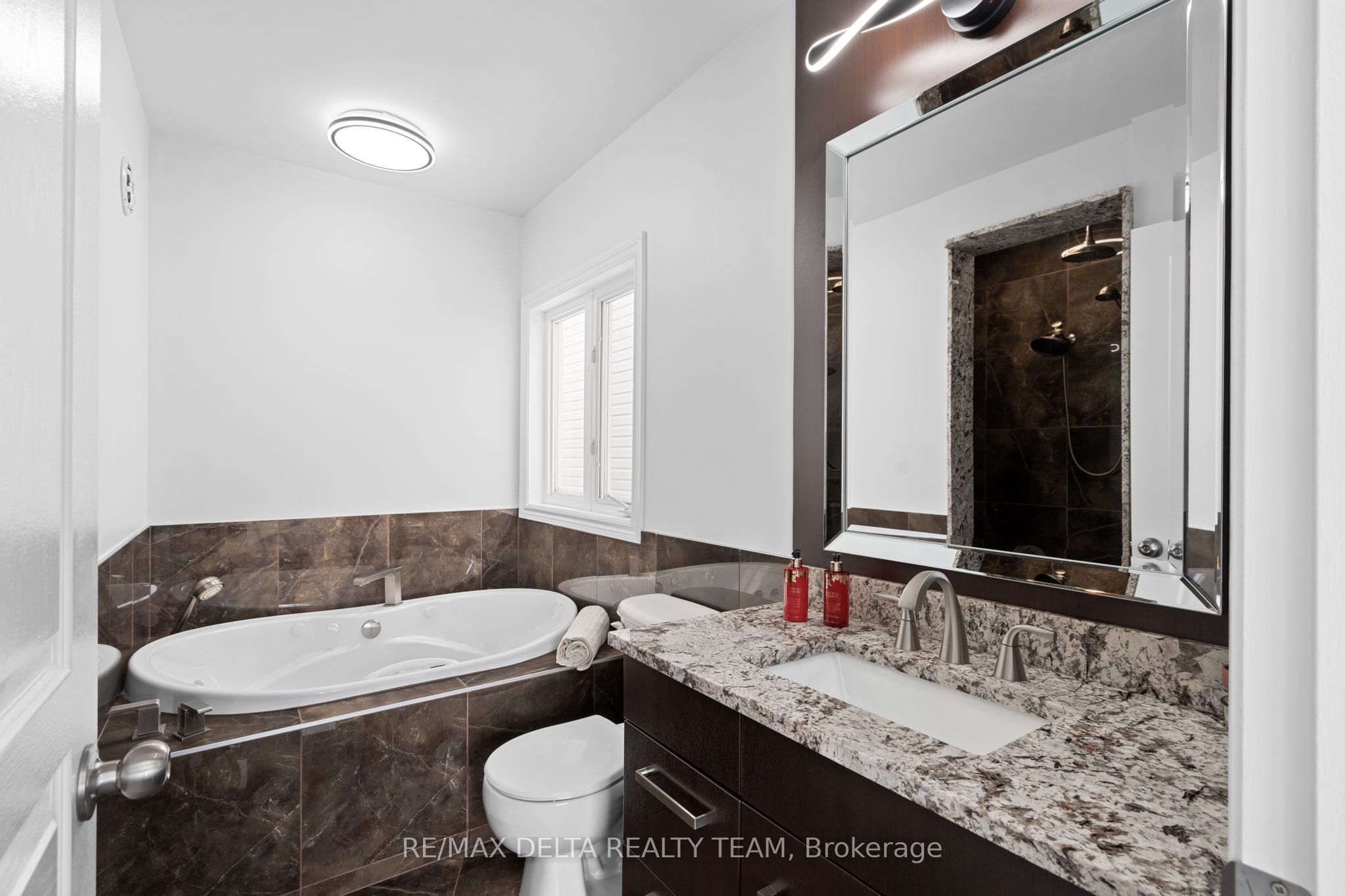 941 Scala Avenue, Orleans - Cumberland and Area 1119 - Notting Hill/Summerside