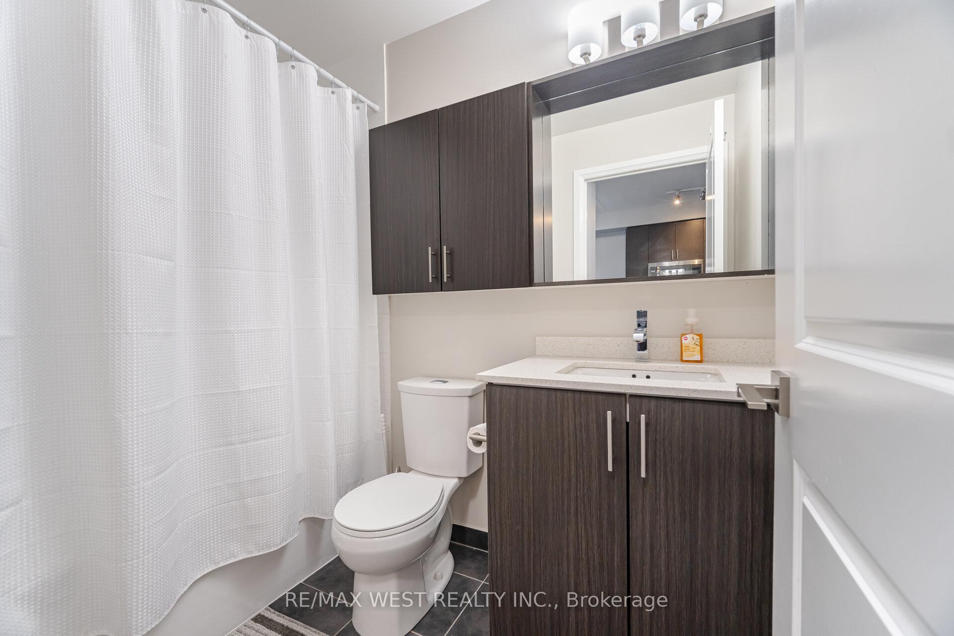 1 Bedroom Condo at 3700 Highway 7, Vaughan For sale