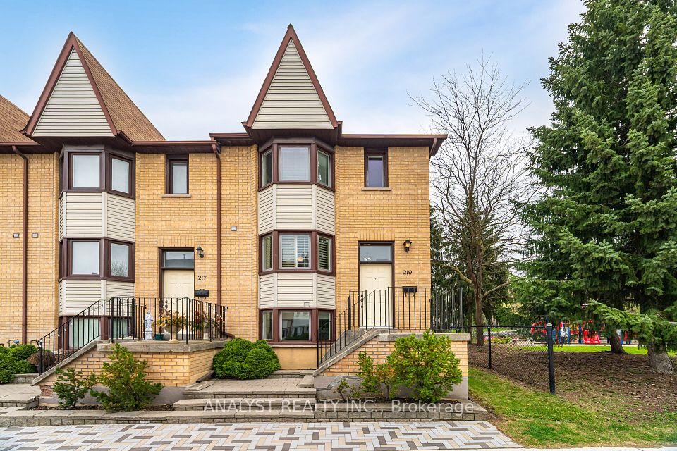 219 Woodbridge