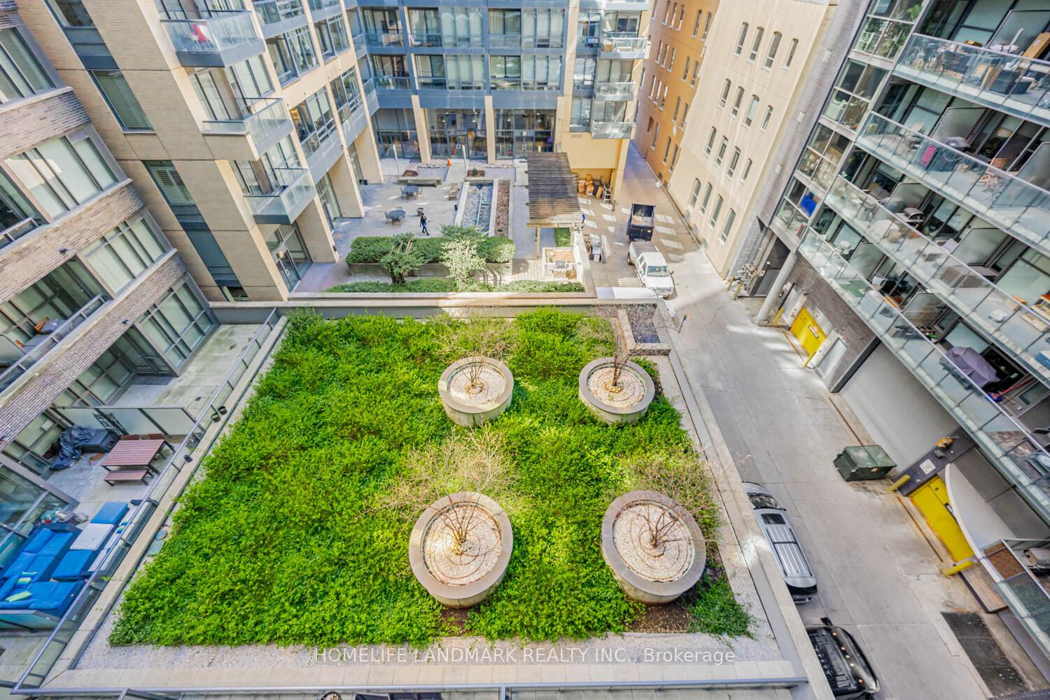 2 Bedrooms Condo at 8 Charlotte,  Toronto For sale