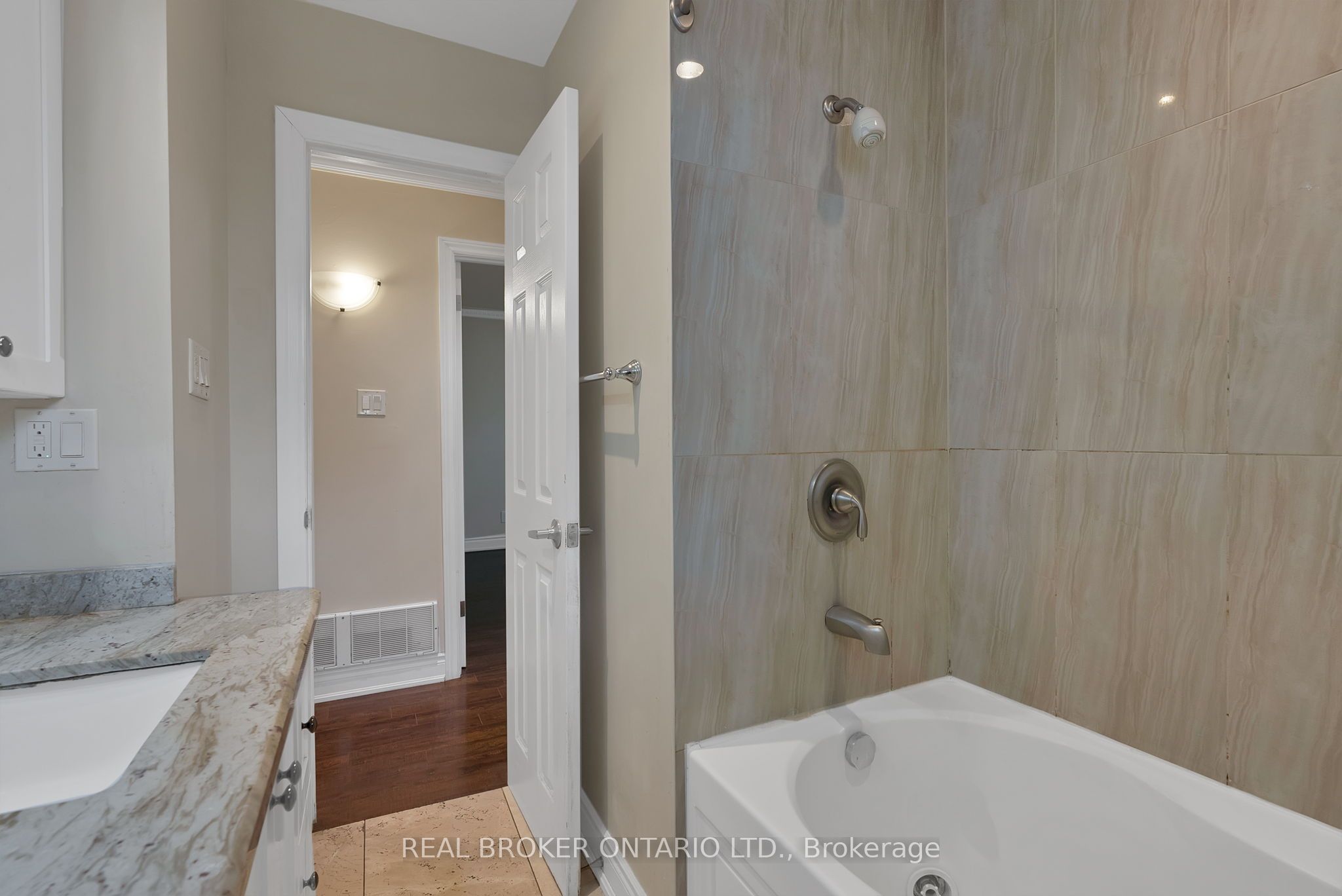 251 Vodden Street E, #Main Fl
