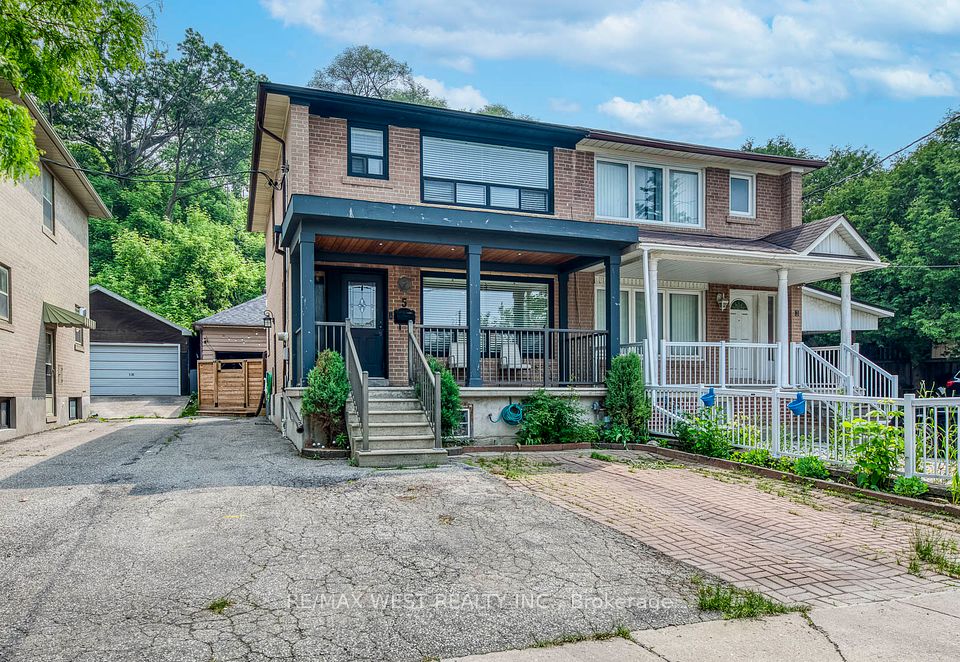 5 Hilldale Road, Toronto, ON M6N 3Y1