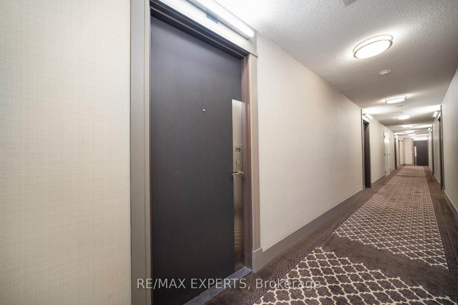 #719 - 1060 Sheppard Avenue, Toronto, ON M3J 0G7