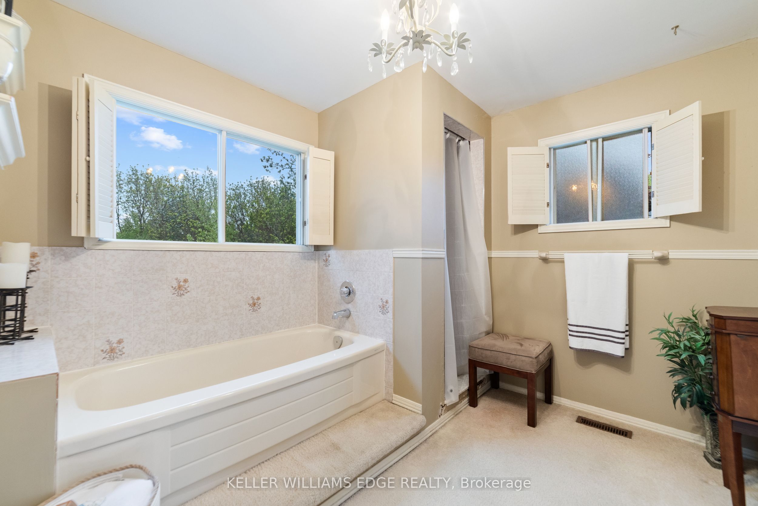 2095 Fallingbrook Court