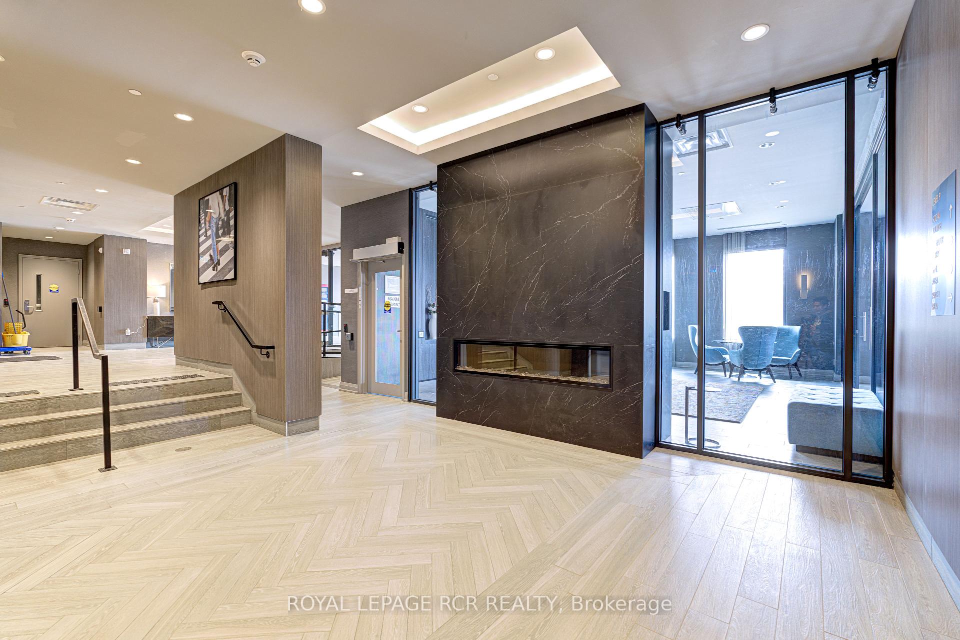 1 Bedroom Condo at 95 Dundas, Oakville For sale