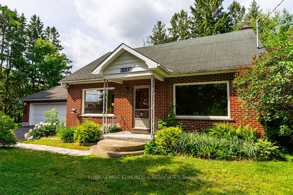 1330 Blakely
