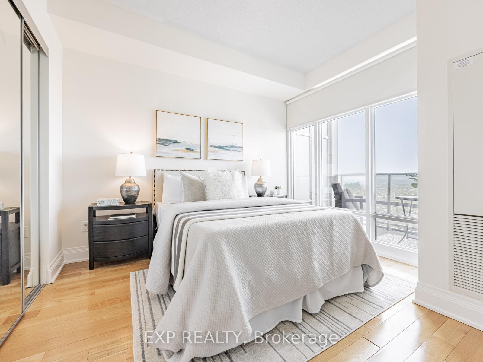 2 Bedrooms Condo at 2191 Yonge, Toronto For sale