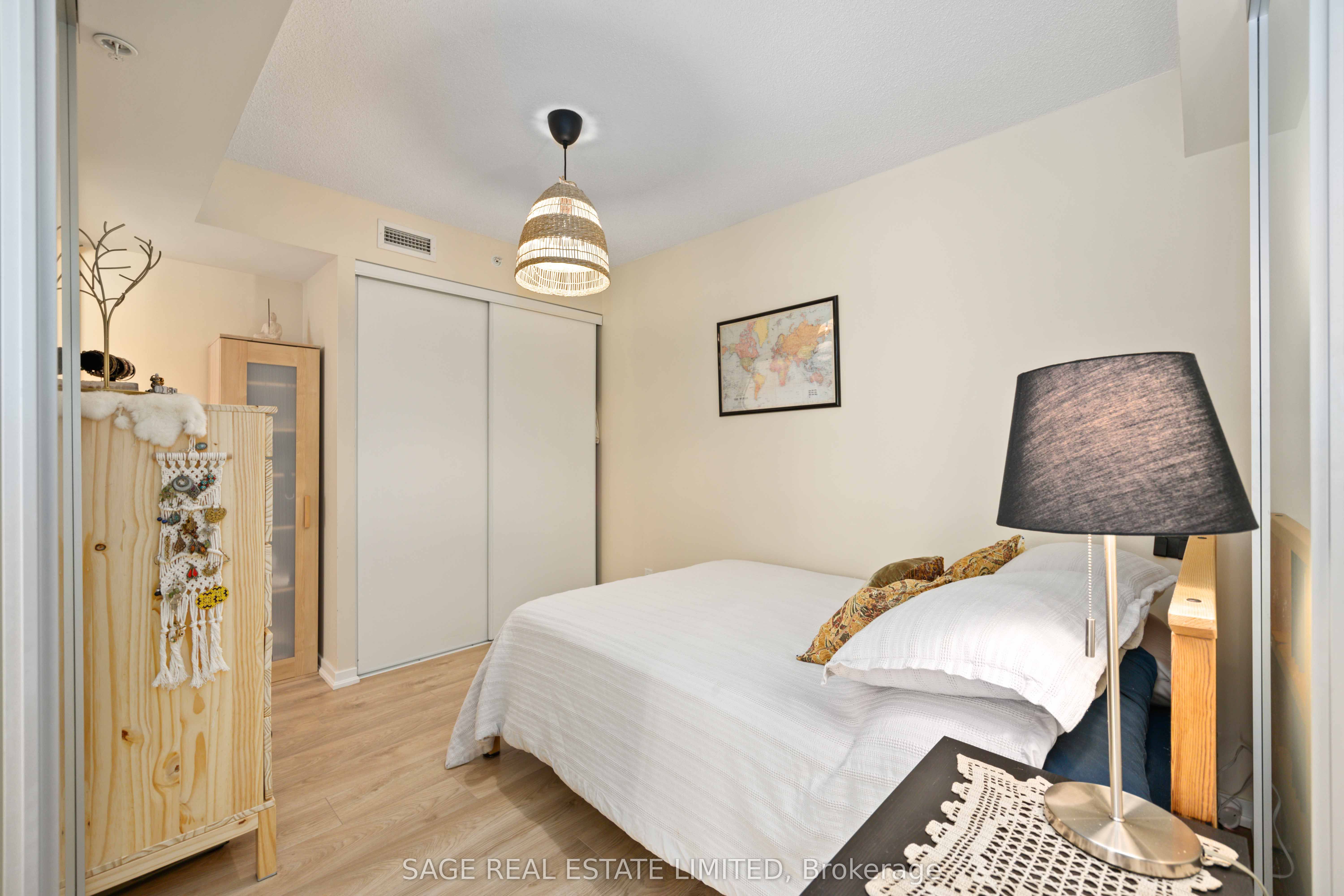 20 Joe Shuster Way, #1305