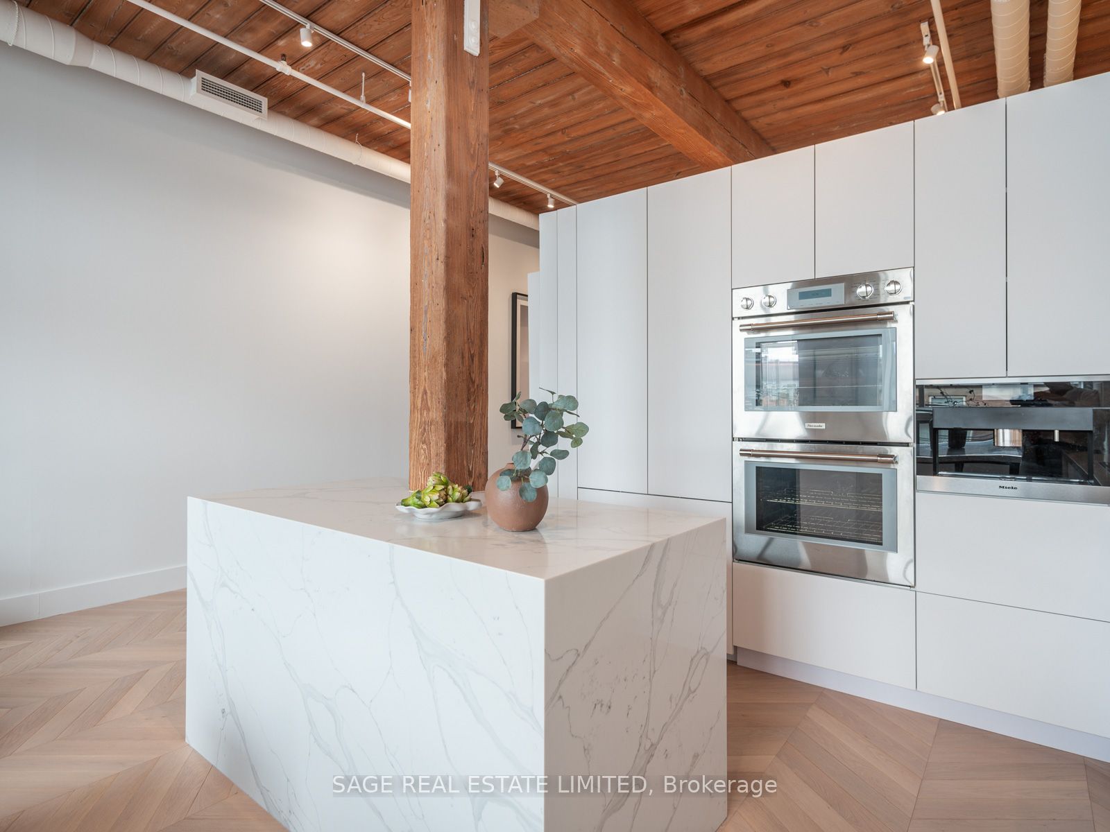 993 Queen Street W, #317