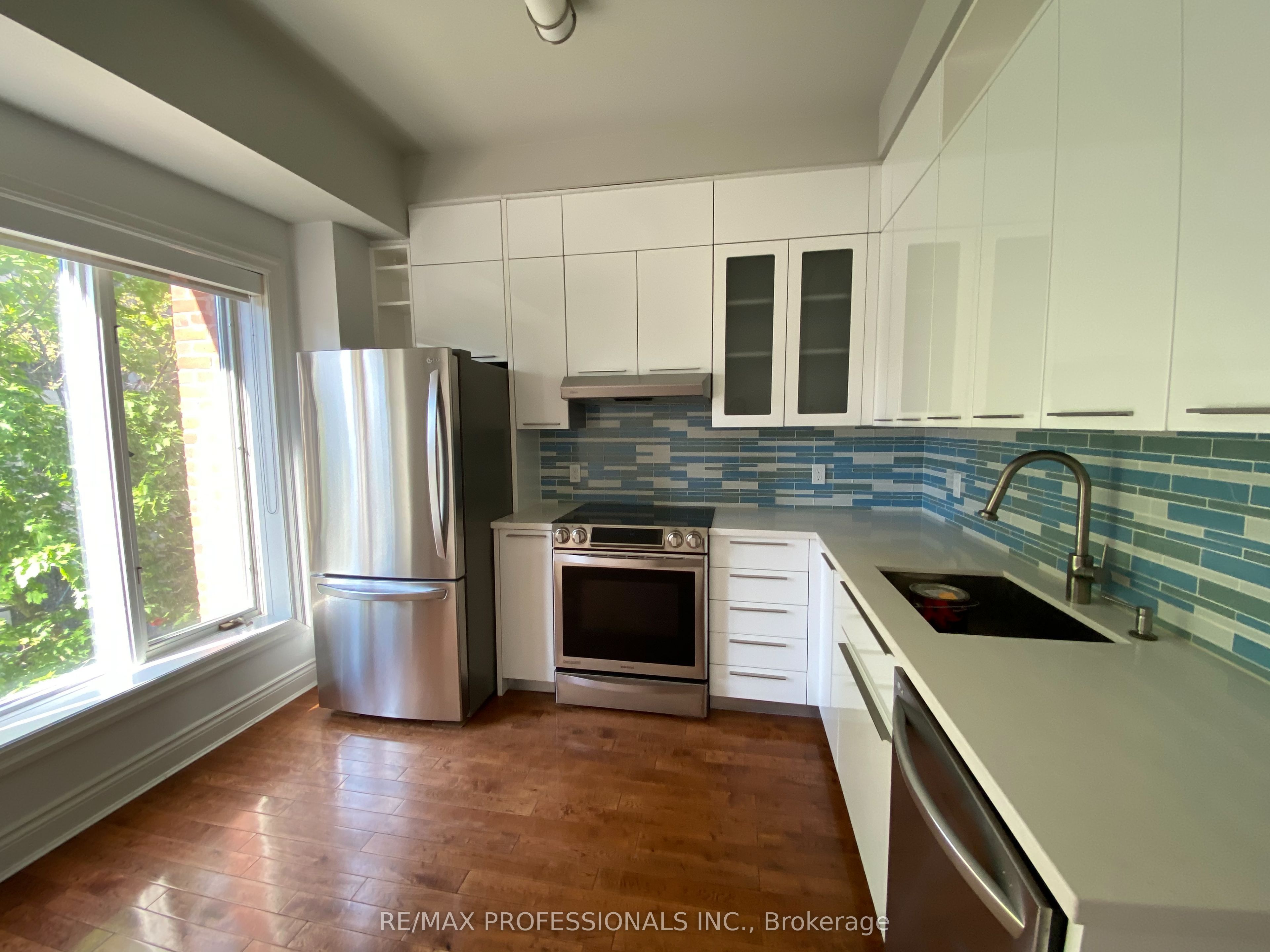 217 St George Street, #14