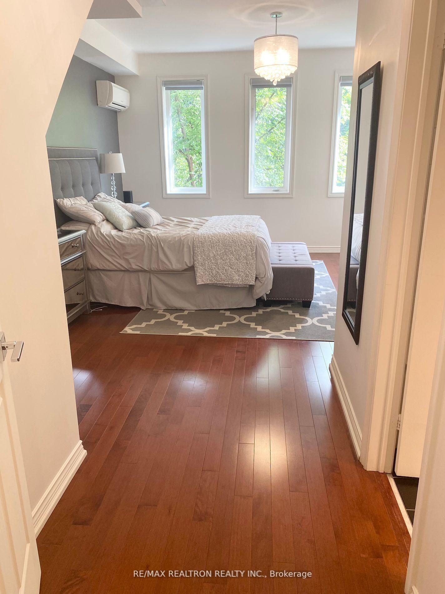 2 Bedrooms Condo at 645 Davenport, Toronto For sale