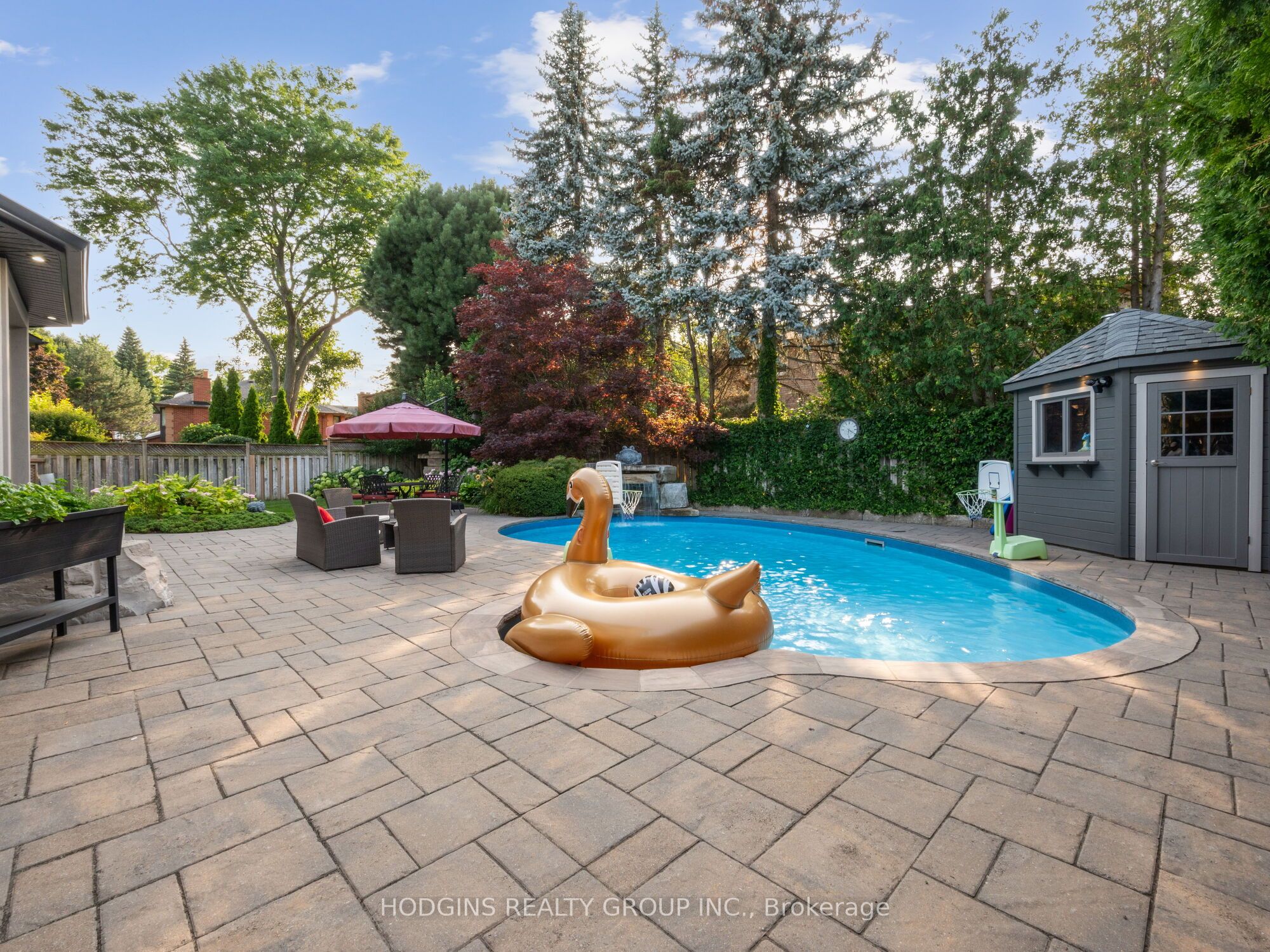 1816 Paddock Crescent