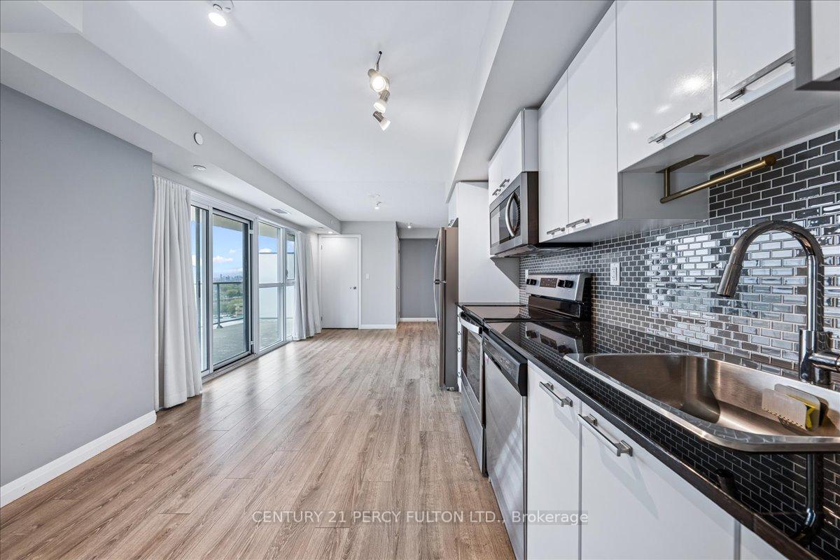 1 Bedroom Condo at 2150 Lawrence, Toronto For sale