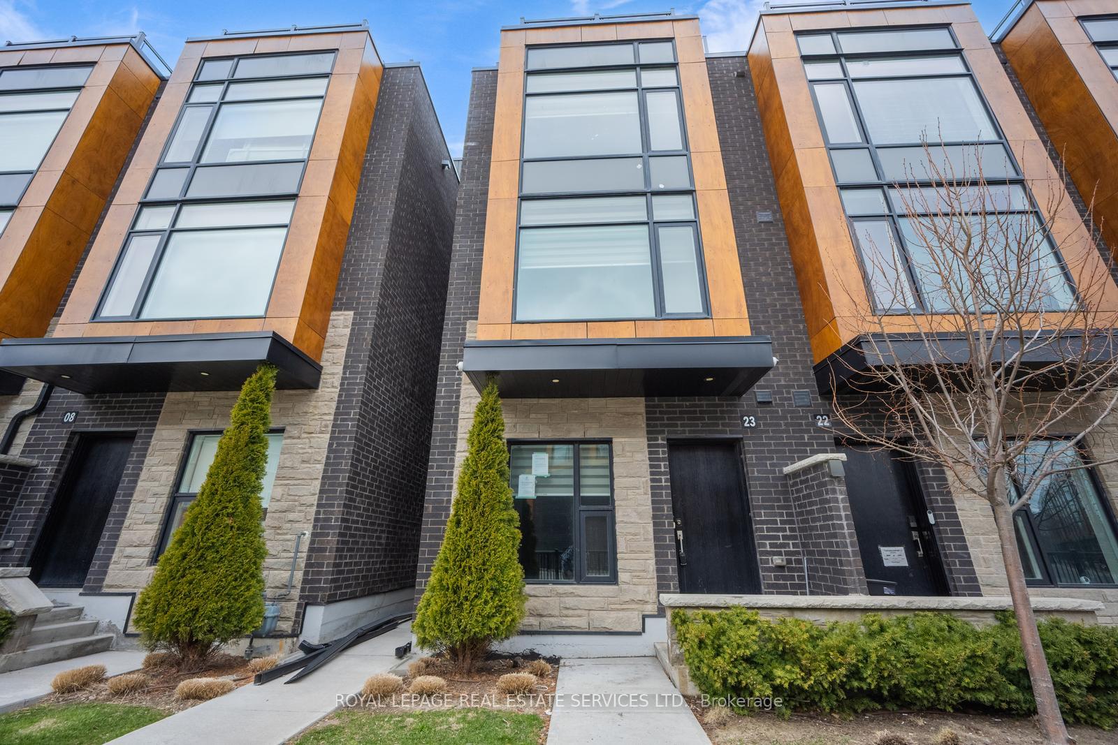 #23 - 200 Malta Avenue, Brampton, ON L6Y 6H8 ; MLS ID: W12172748