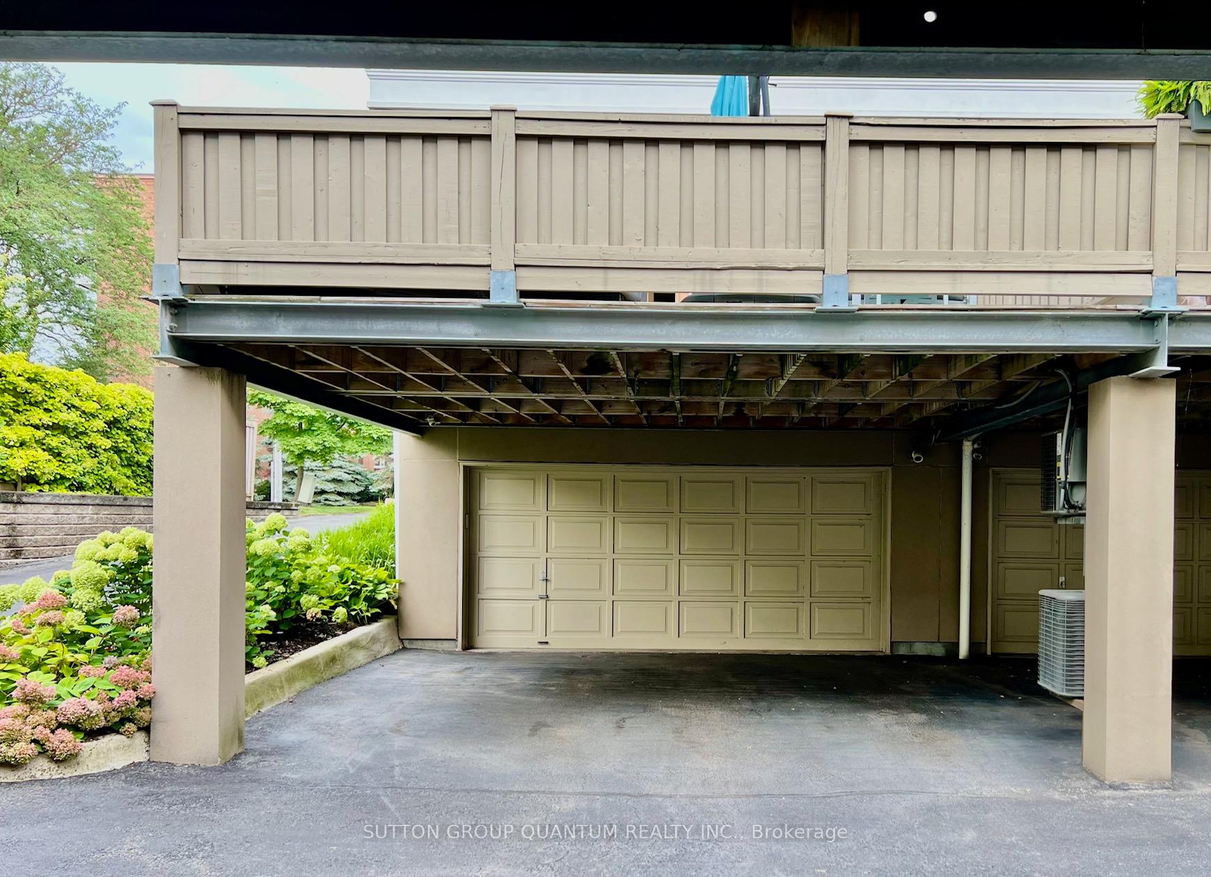 2 Bedrooms Condo at 2378 Marine, Oakville For sale