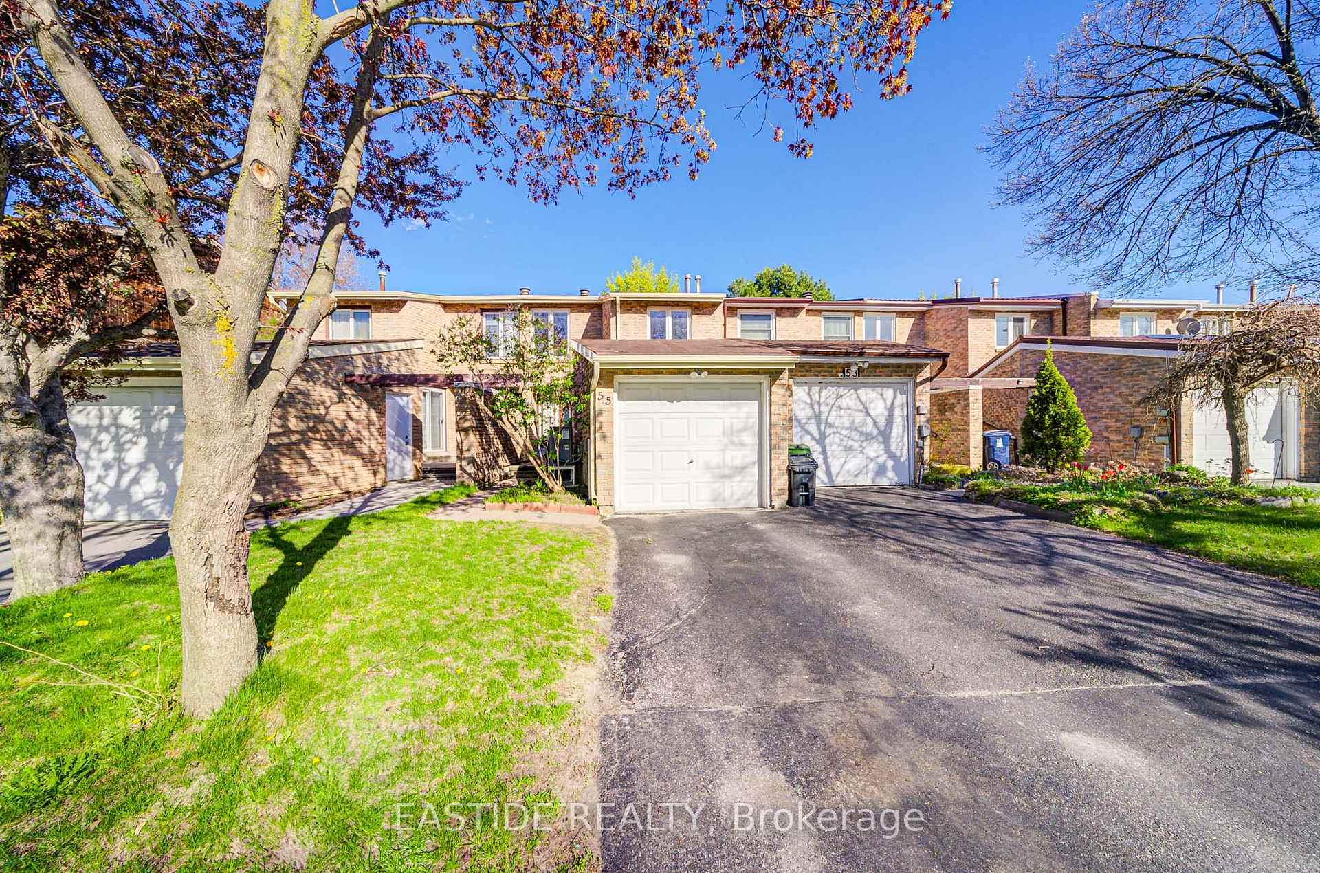 55 Ambercroft Boulevard, Toronto, ON M1W 2Z6