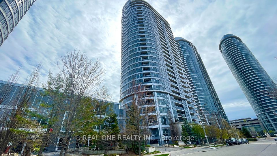 151 Village Green Square