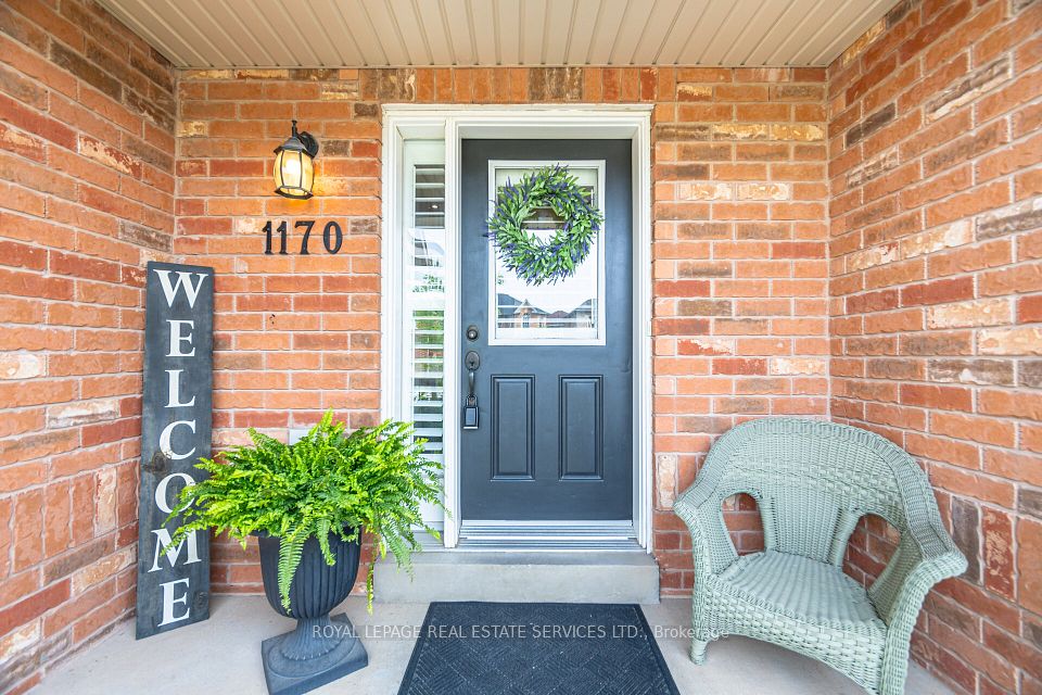 1170 Tupper