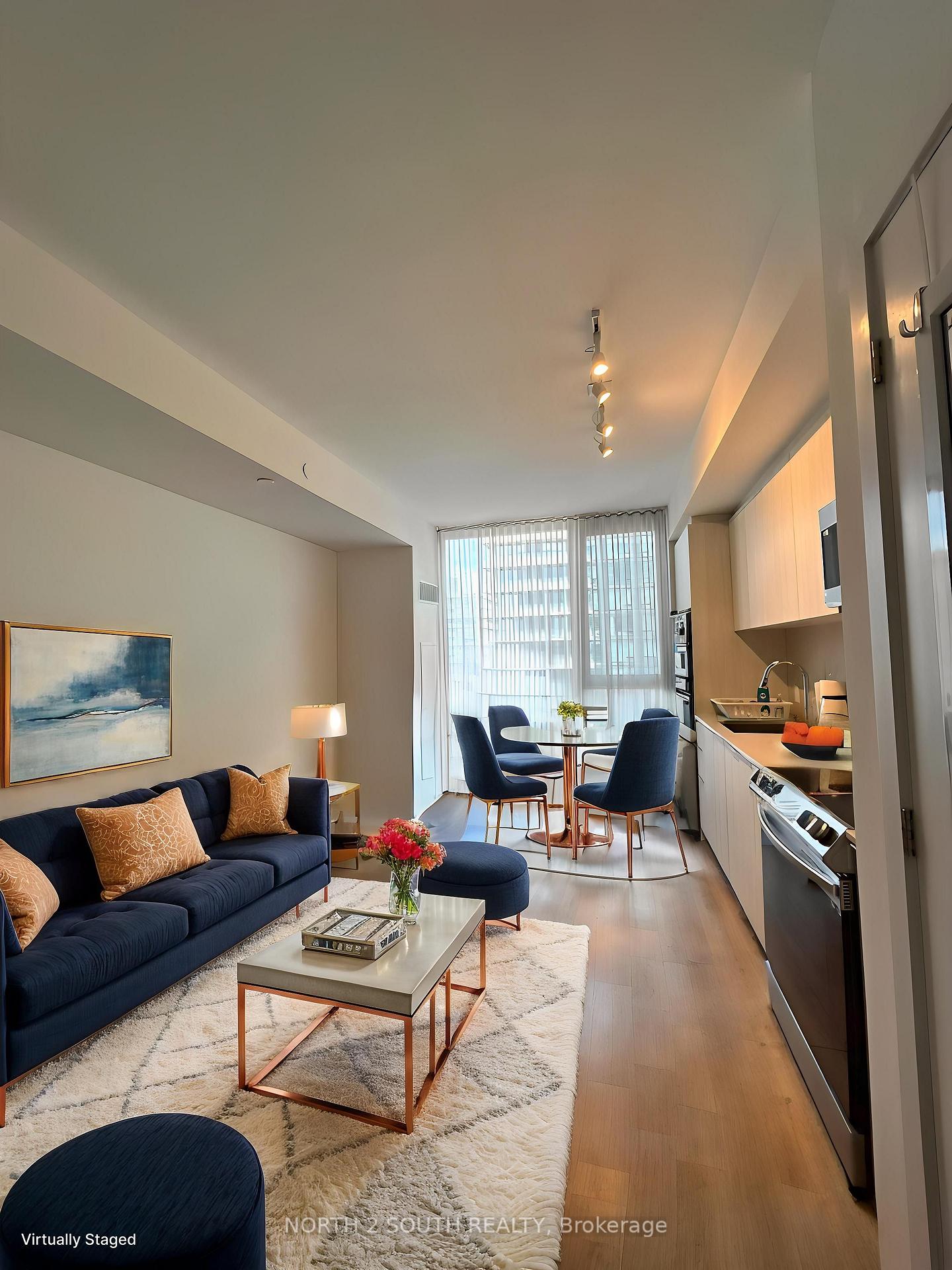 2 Bedrooms Condo at 357 King,  Toronto For sale