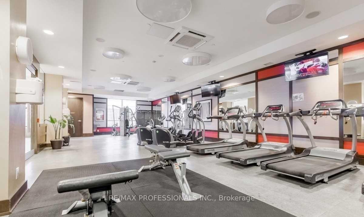 2 Bedrooms Condo at 6 Eva, Toronto For sale