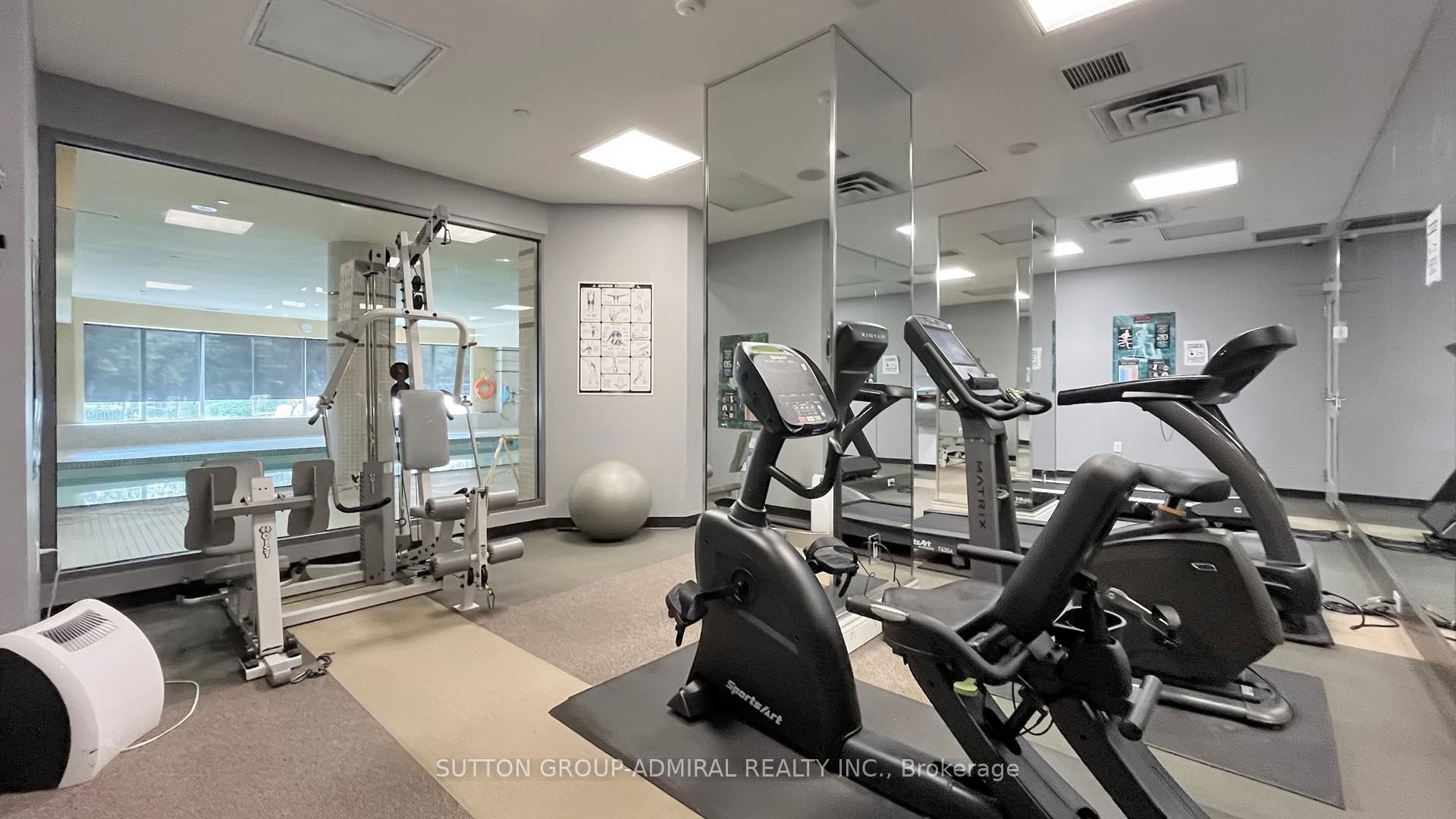 1 Bedroom Condo at 21 Hillcrest, Toronto For sale