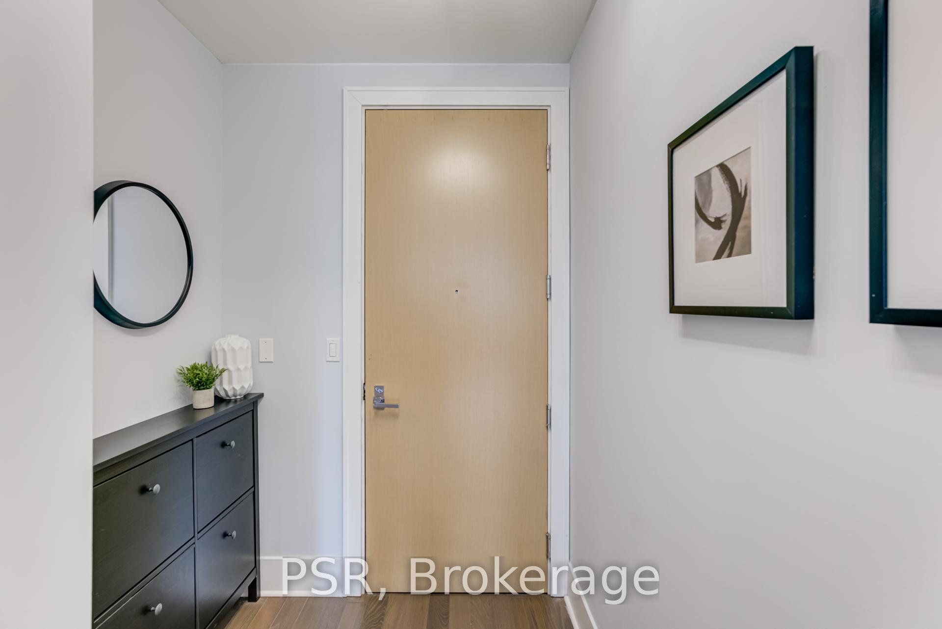 1 Bedroom Condo at 29 Queens Quay, Toronto For sale