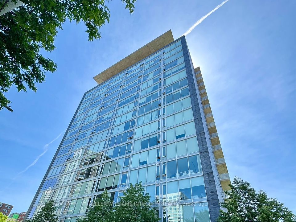 300 Lisgar