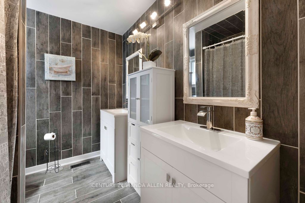 2 Ribblesdale Drive