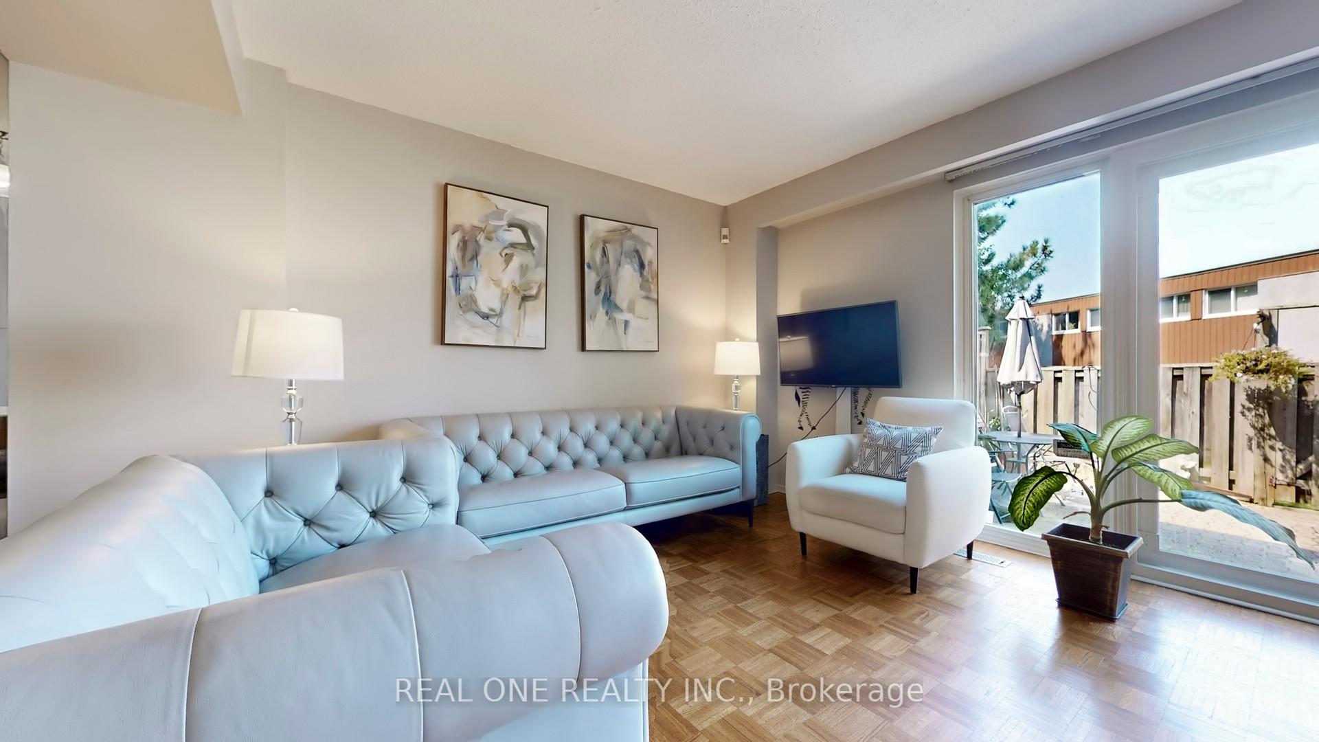 4 Bedrooms Condo at 54 Bonis, Toronto For sale