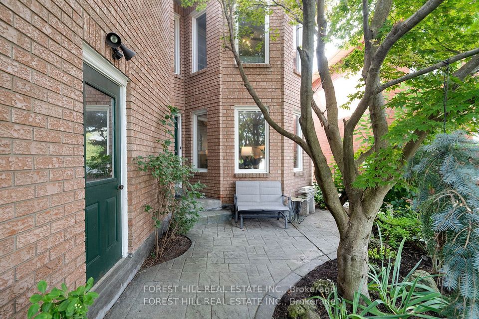 109 Downing Boulevard, Vaughan, ON L4J 7M2