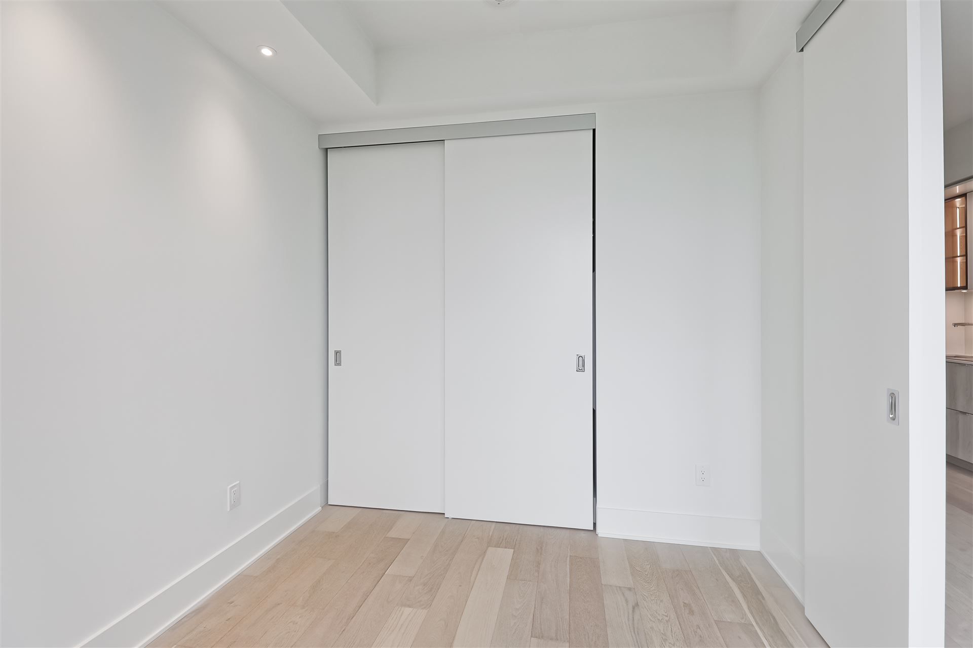 11 Yorkville Avenue 4503