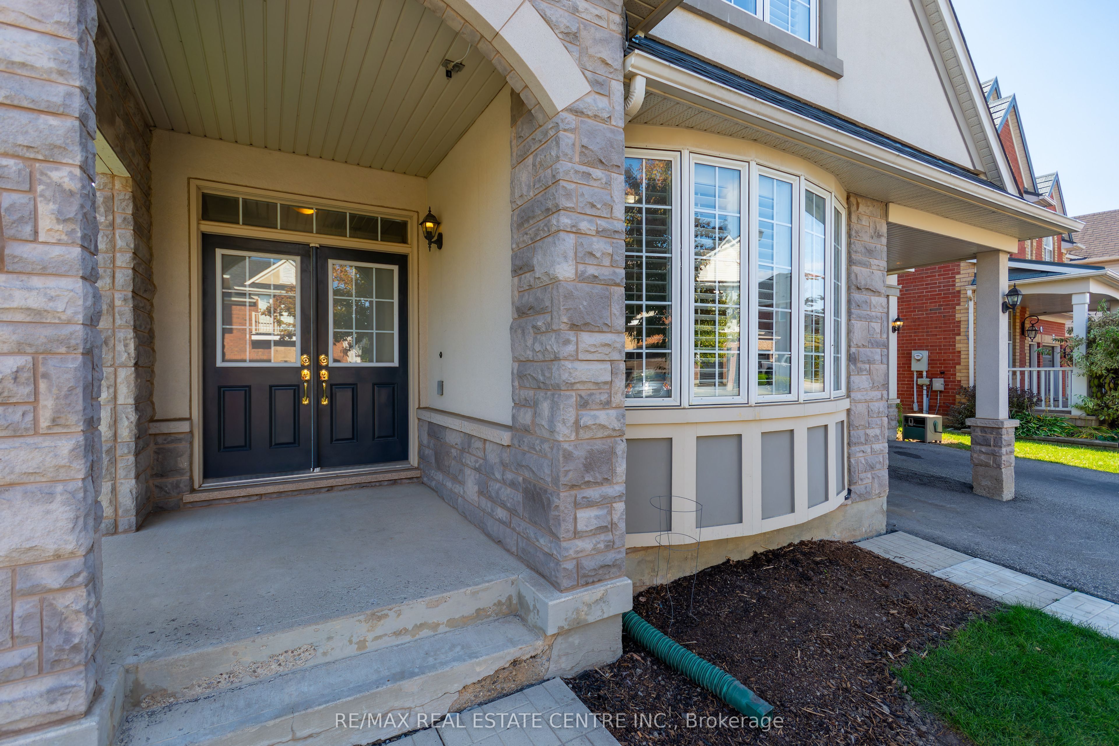 1399 Marshall Crescent