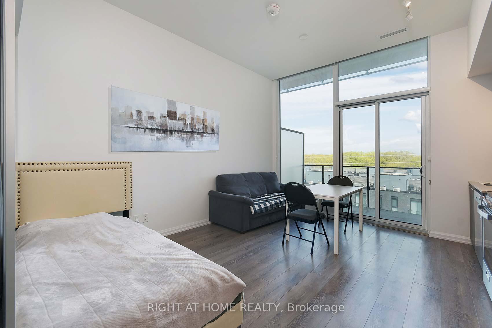 2 Bedrooms Condo at 4208 Dundas, Toronto For sale