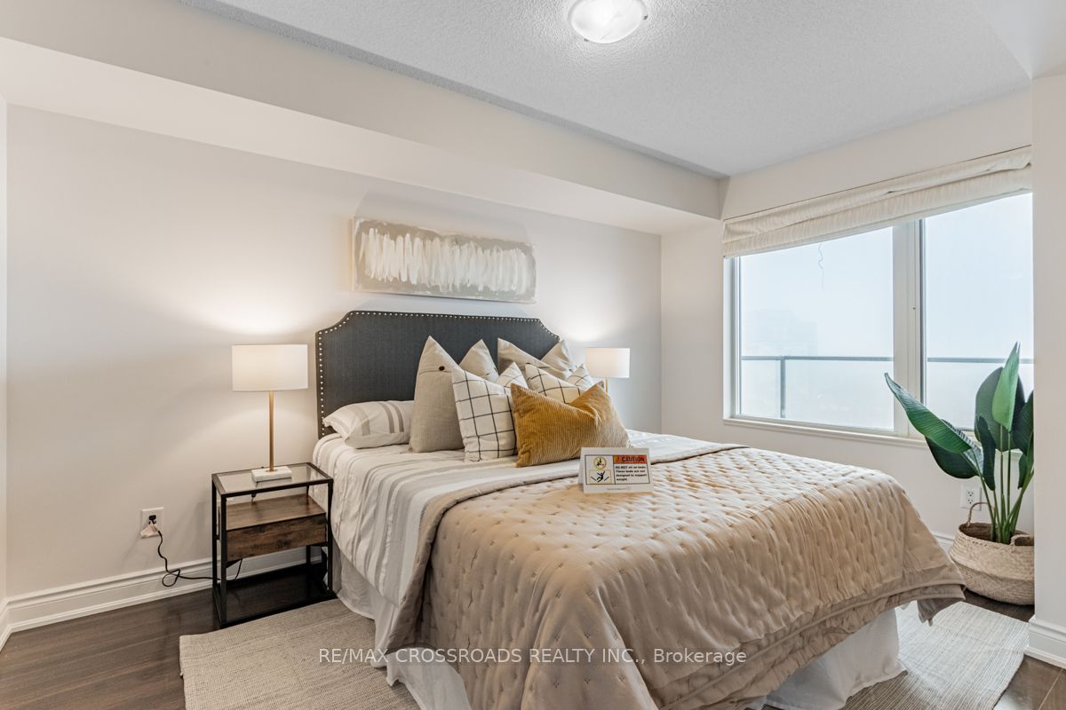 253 South Park Road, #909