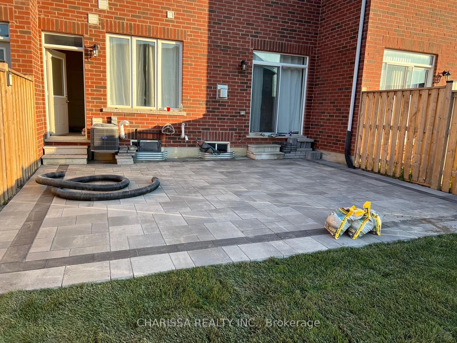 5 Heming Trail