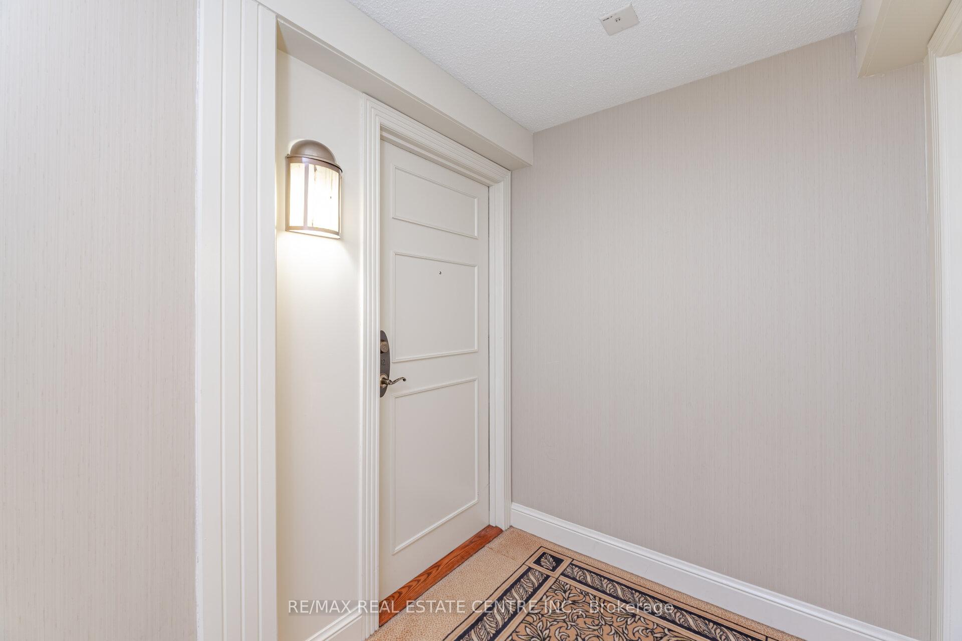 2 Bedrooms Condo at 710 Humberwood, Toronto For sale