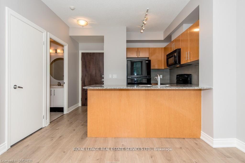 1 Bedroom Condo at 16 Yonge, Toronto For sale