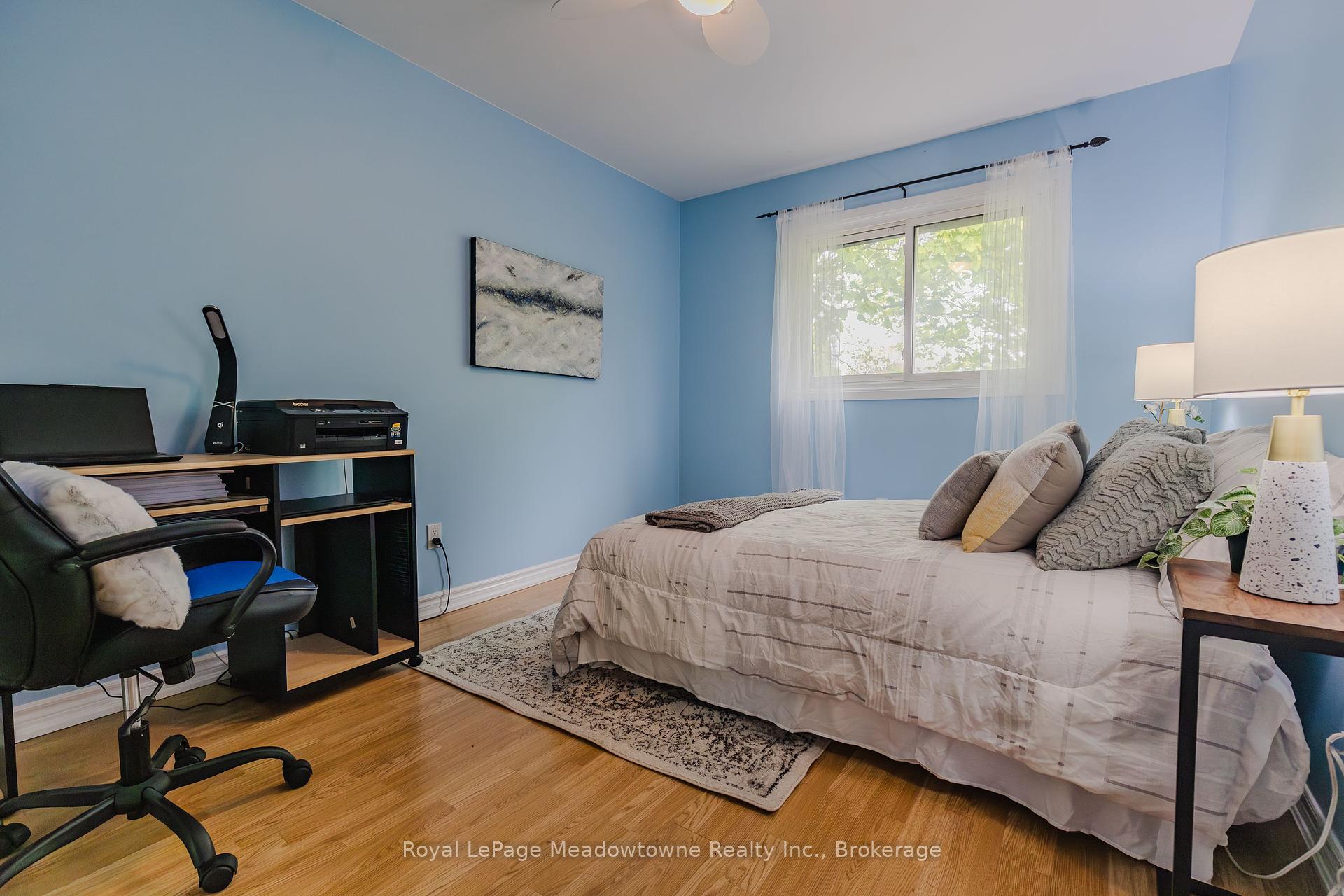 3 Bedrooms Condo at 6240 Montevideo, Mississauga For sale