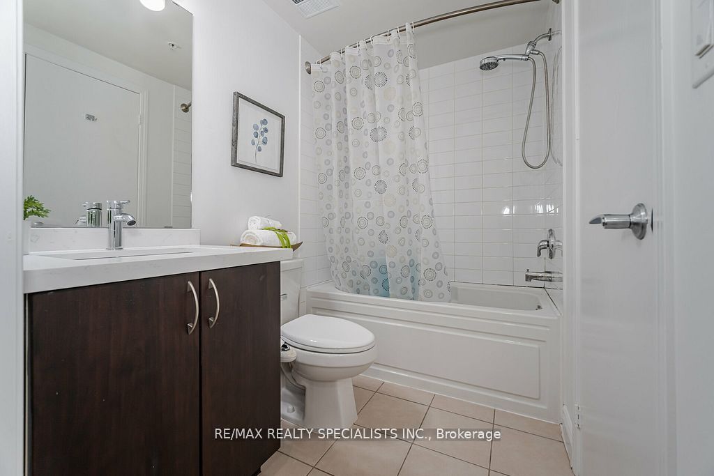 5 Richgrove Drive, #212