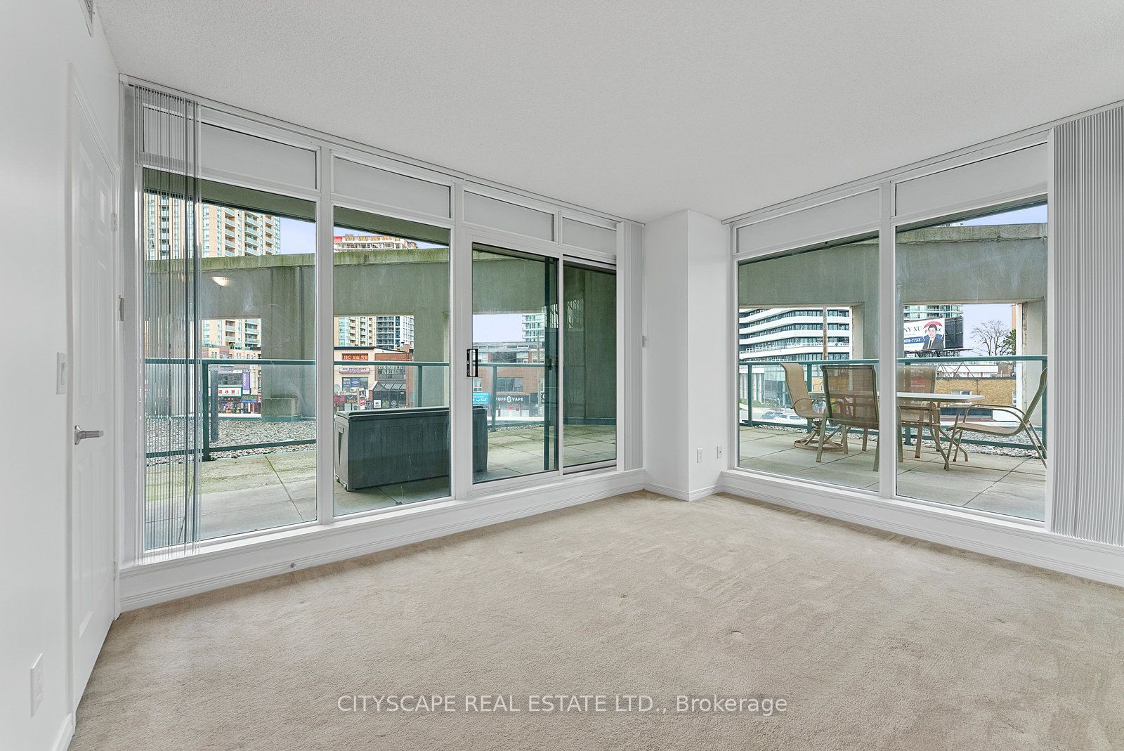 5500 Yonge Street, #202