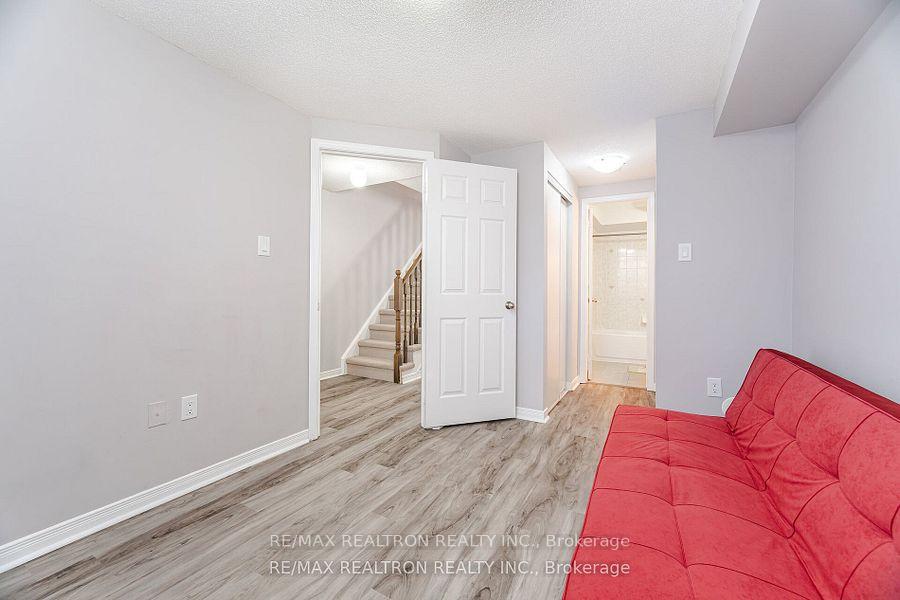3 Bedrooms Condo at 4711 Kingston,  Toronto For sale