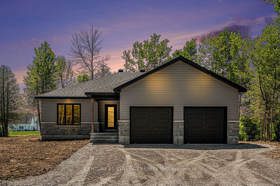 16998 Chevrier Street, North Stormont, ON K0C 1V0